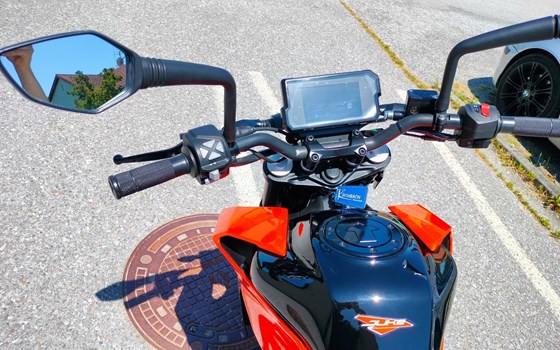 Gebrauchtmotorrad KTM 125 Duke - Bild 11 Gebrauchtmotorrad KTM 125 Duke - Bild 11