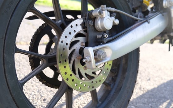 Gebrauchtmotorrad Aprilia SX 50 Supermoto - Bild 5 Gebrauchtmotorrad Aprilia SX 50 Supermoto - Bild 5