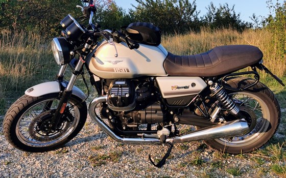 Gebrauchtmotorrad Moto Guzzi V7 Special - Bild 1 Gebrauchtmotorrad Moto Guzzi V7 Special - Bild 1