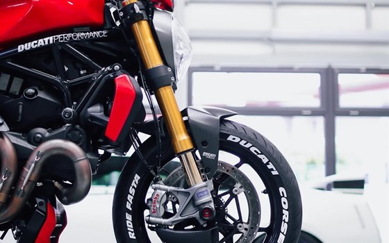 Gebrauchtmotorrad Ducati Monster 1200 S - Bild 4 Gebrauchtmotorrad Ducati Monster 1200 S - Bild 4