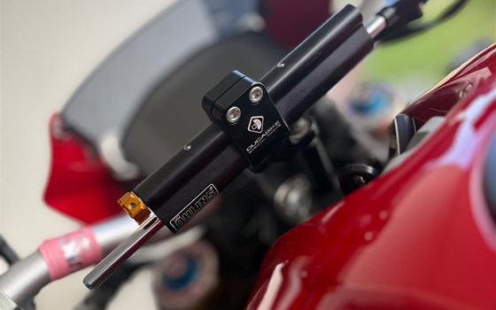 Gebrauchtmotorrad Ducati Monster 1200 S - Bild 9 Gebrauchtmotorrad Ducati Monster 1200 S - Bild 9