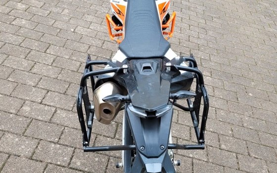 Gebrauchtmotorrad KTM 690 Enduro R - Bild 4