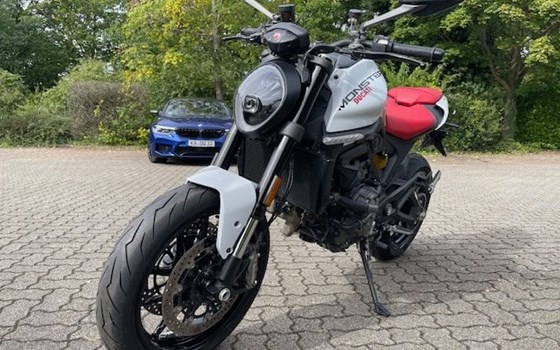 Gebrauchtmotorrad Ducati Monster + - Bild 3