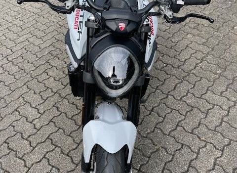 Gebrauchtmotorrad Ducati Monster + - Bild 7