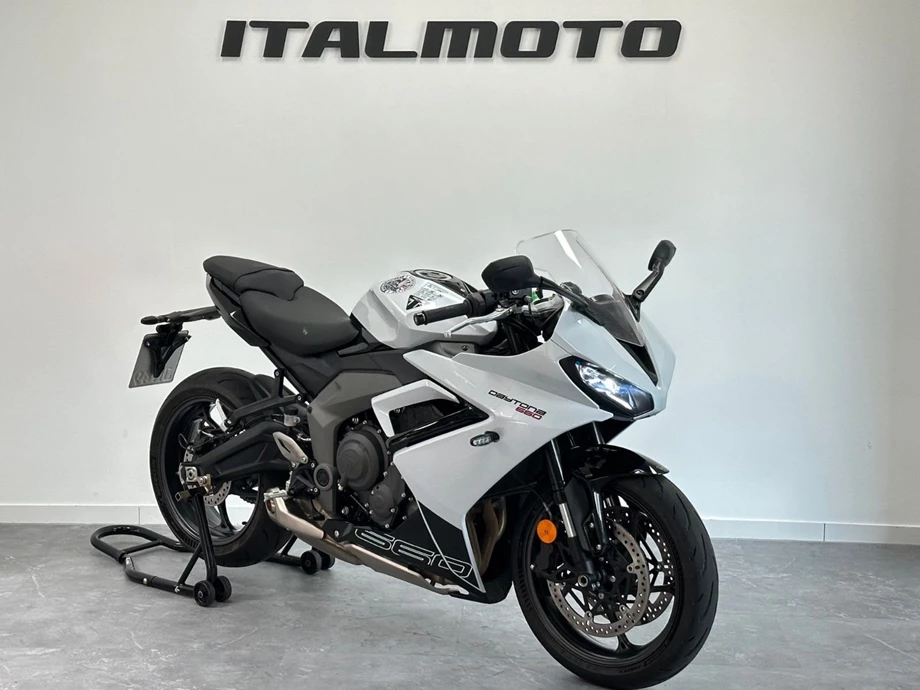 Angebot Triumph Daytona 660 Bild 1: Angebot Triumph Daytona 660