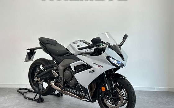 Gebrauchtmotorrad Triumph Daytona 660 - Bild 1