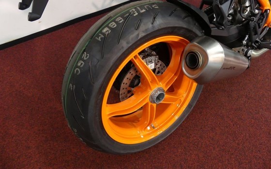 Neufahrzeug KTM 1290 Super Duke R EVO - Bild 12