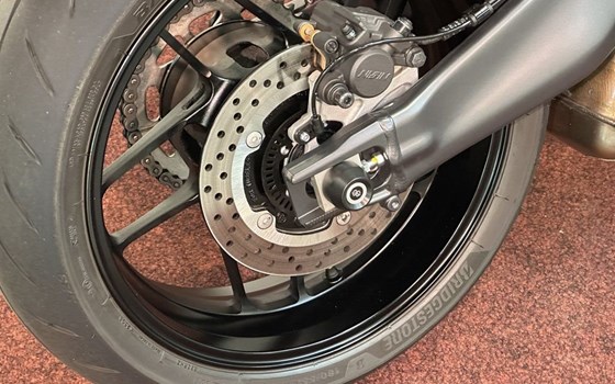 Gebrauchtmotorrad Yamaha MT-09 Y-AMT - Bild 10