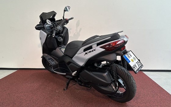 Gebrauchtmotorrad Yamaha XMAX 300 Tech MAX+ - Bild 6