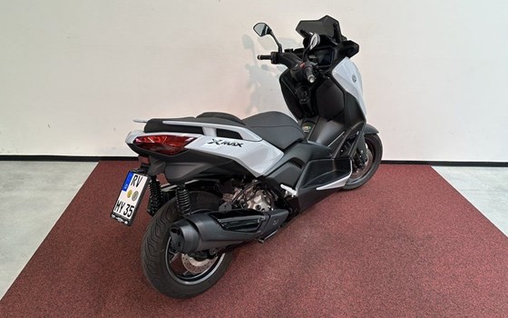 Gebrauchtmotorrad Yamaha XMAX 300 Tech MAX+ - Bild 8