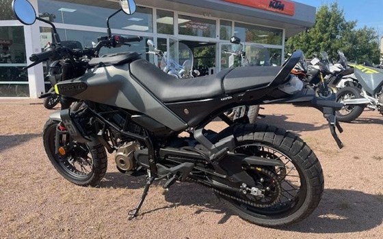 Neufahrzeug Husqvarna Svartpilen 125 - Bild 7