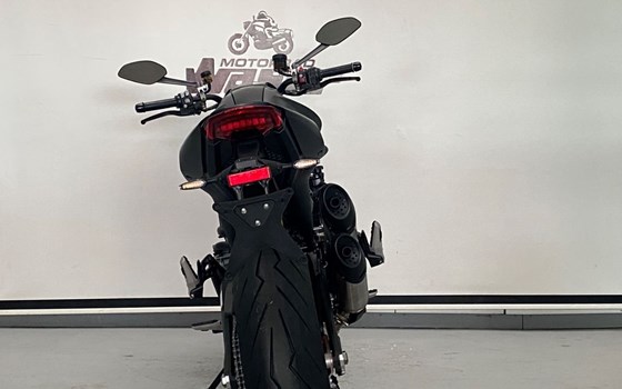 Neufahrzeug Ducati Monster 30° Anniversario - Bild 8