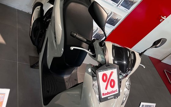 Gebrauchtmotorrad Honda SH125i - Bild 2