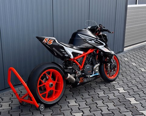 zum Vergrössern bitte anklicken!