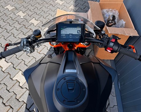 zum Vergrössern bitte anklicken!