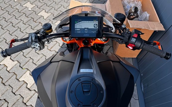 Gebrauchtmotorrad KTM 1290 Super Duke RR - Bild 4