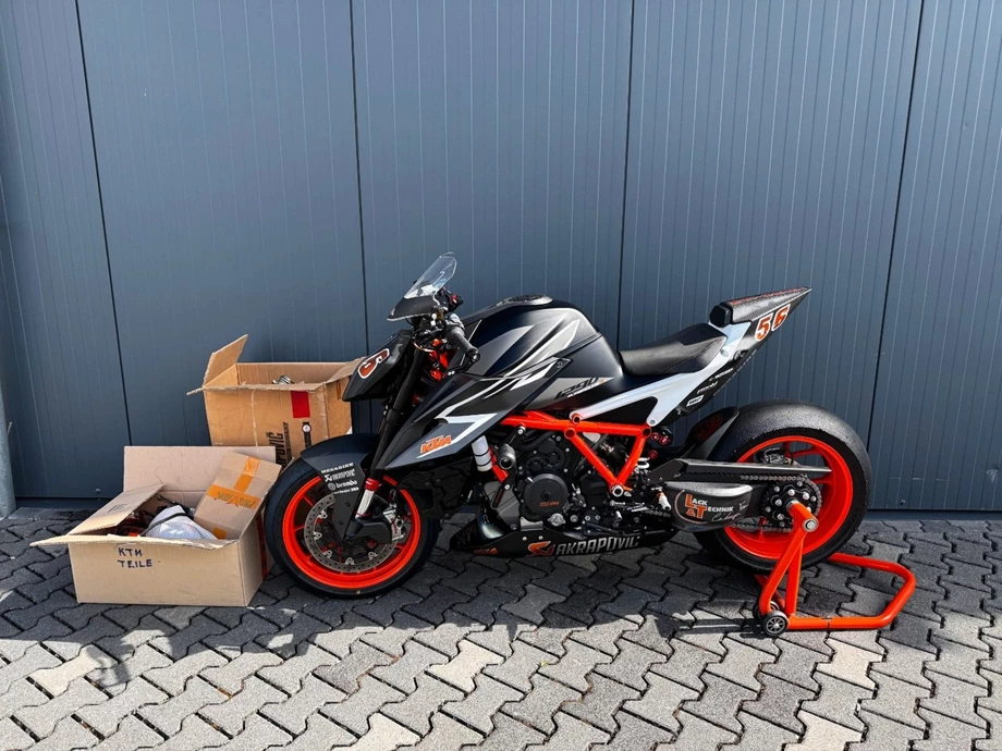 Angebot KTM 1290 Super Duke RR Bild 5: Angebot KTM 1290 Super Duke RR