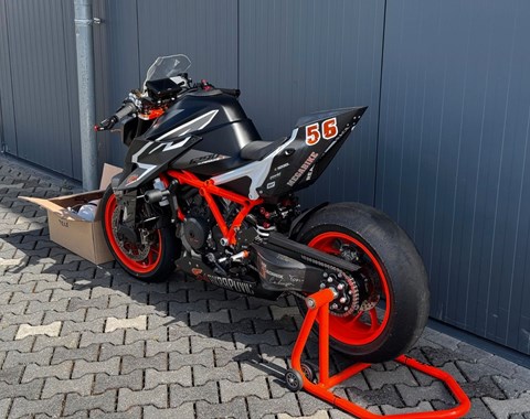 zum Vergrössern bitte anklicken!