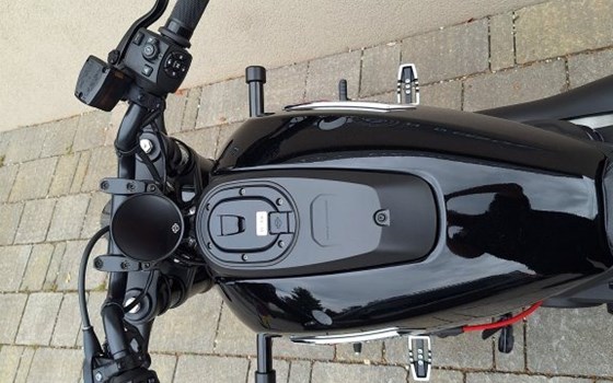 Gebrauchtmotorrad Harley-Davidson Sportster S RH1250S - Bild 4 Gebrauchtmotorrad Harley-Davidson Sportster S RH1250S - Bild 4