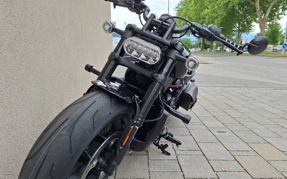 Gebrauchtmotorrad Harley-Davidson Sportster S RH1250S - Bild 6 Gebrauchtmotorrad Harley-Davidson Sportster S RH1250S - Bild 6