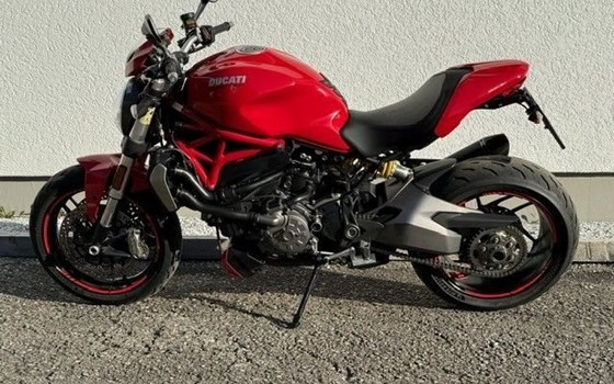 Gebrauchtmotorrad Ducati Monster 1200 - Bild 1 Gebrauchtmotorrad Ducati Monster 1200 - Bild 1