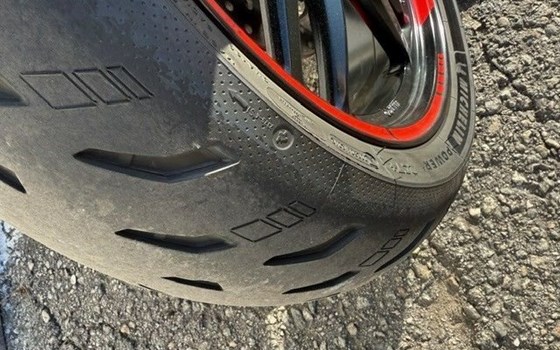 Gebrauchtmotorrad Ducati Monster 1200 - Bild 4 Gebrauchtmotorrad Ducati Monster 1200 - Bild 4