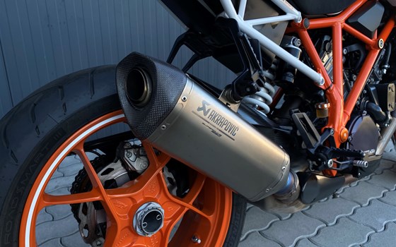 Gebrauchtmotorrad KTM 1290 Super Duke R - Bild 12 Gebrauchtmotorrad KTM 1290 Super Duke R - Bild 12