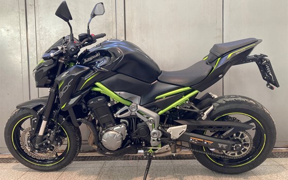 Gebrauchtmotorrad Kawasaki Z900 - Bild 1