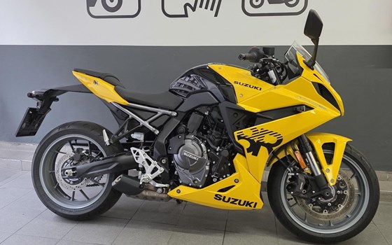Gebrauchtmotorrad Suzuki GSX-8R - Bild 2 Gebrauchtmotorrad Suzuki GSX-8R - Bild 2