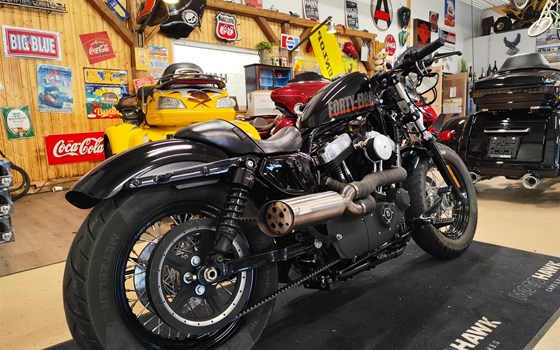 Gebrauchtmotorrad Harley-Davidson Sportster XL 1200X Forty-Eight - Bild 3 Gebrauchtmotorrad Harley-Davidson Sportster XL 1200X Forty-Eight - Bild 3