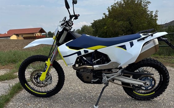 Gebrauchtmotorrad Husqvarna 701 Enduro - Bild 2 Gebrauchtmotorrad Husqvarna 701 Enduro - Bild 2