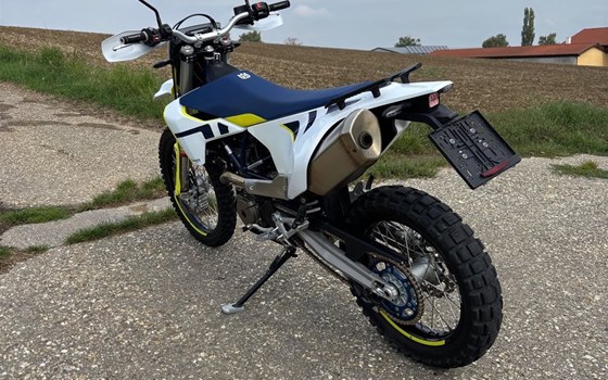 Gebrauchtmotorrad Husqvarna 701 Enduro - Bild 3