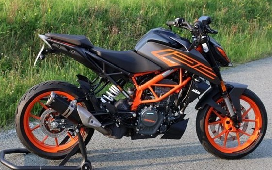 Gebrauchtmotorrad KTM 125 Duke - Bild 3 Gebrauchtmotorrad KTM 125 Duke - Bild 3