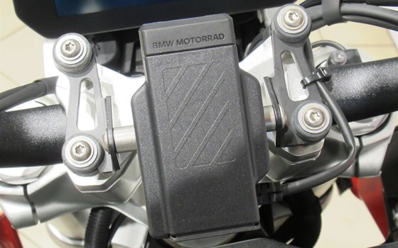 Neufahrzeug BMW R 1300 R - Bild 8 Neufahrzeug BMW R 1300 R - Bild 8