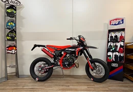 Neumotorrad Beta RR Motard 2T 50 Track Neumotorrad Beta RR Motard 2T 50 Track