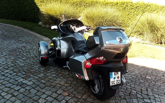 Gebrauchtmotorrad Can-Am Spyder RT - Bild 5