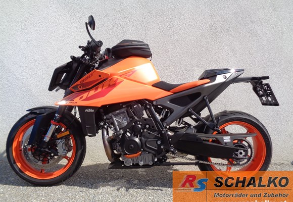 KTM 990 Duke