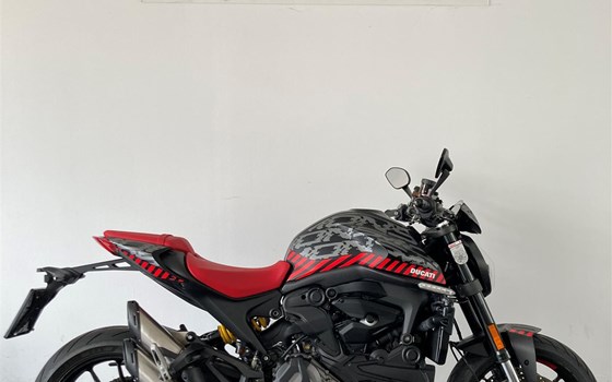 Gebrauchtmotorrad Ducati Monster + - Bild 4 Gebrauchtmotorrad Ducati Monster + - Bild 4