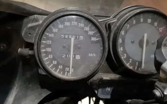 Gebrauchtmotorrad Yamaha YZF 1000 R Thunderace - Bild 2 Gebrauchtmotorrad Yamaha YZF 1000 R Thunderace - Bild 2