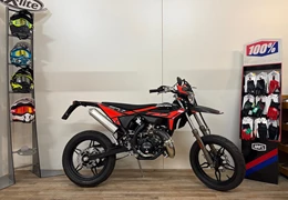 Neumotorrad Beta RR 50 Motard Neumotorrad Beta RR 50 Motard
