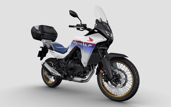Neufahrzeug Honda XL750 Transalp - Bild 1 Neufahrzeug Honda XL750 Transalp - Bild 1