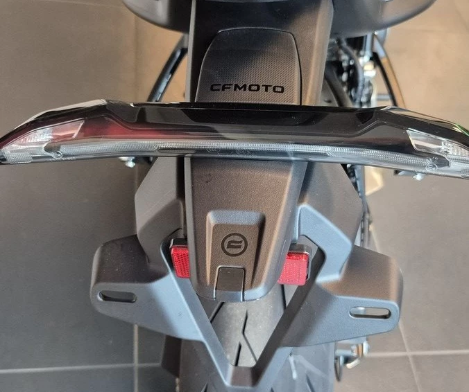 Angebot CFMOTO 675SR-R Bild 5: Angebot CFMOTO 675SR-R