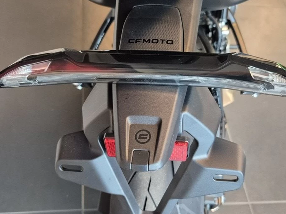 Angebot CFMOTO 675SR-R Bild 5: Angebot CFMOTO 675SR-R