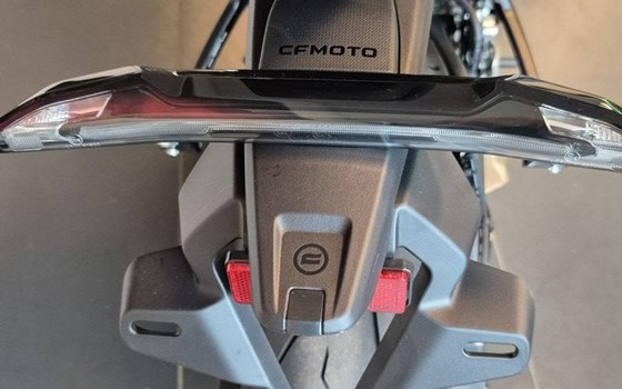 Neufahrzeug CFMOTO 675SR-R - Bild 5