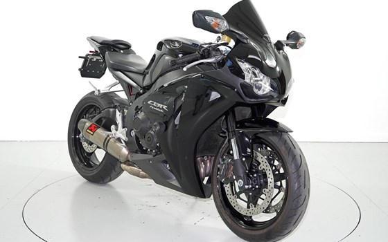 Motorrad Occasion Honda CBR1000RR Fireblade - Bild 2