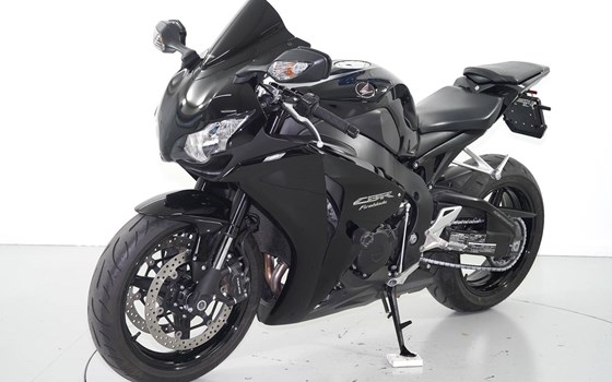 Motorrad Occasion Honda CBR1000RR Fireblade - Bild 3