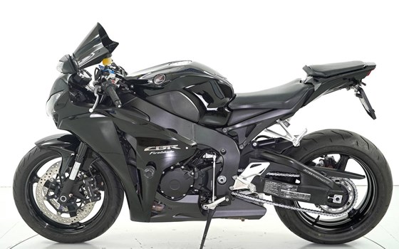 Motorrad Occasion Honda CBR1000RR Fireblade - Bild 5