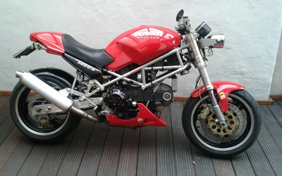 Gebrauchtmotorrad Ducati Monster 900 - Bild 1