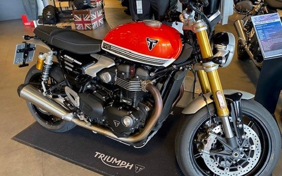 Gebrauchtmotorrad Triumph Speed Twin 1200 RS - Bild 1
