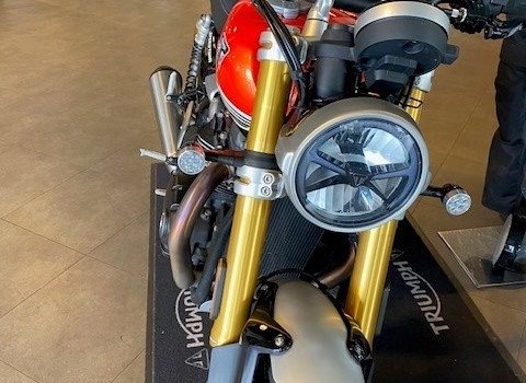 Gebrauchtmotorrad Triumph Speed Twin 1200 RS - Bild 3